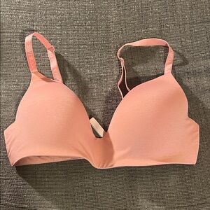 Victoria's Secret Light Pink Bra